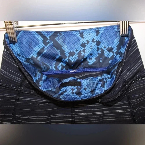 Women’s Lululemon Pace Rival Crop Leggings 22" Size 2 - Picture 11 of 12